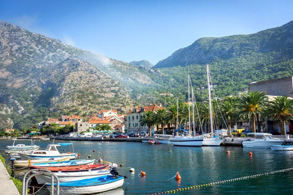 The tiny port in the city centre of Risan makes it even more idyllic and cozy, Montenegro. — Stock Photo, Image