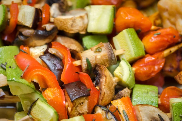 Vegetable skewers close up view — Stock Photo, Image