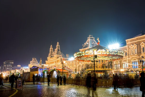 Moskva zdobené pro Silvestrovský a vánoční svátky. Guma veletrhu na Rudém náměstí — Stock fotografie