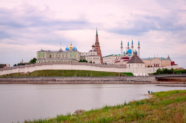 Kasan kremlin aus dem kasanka fluss — Stockfoto