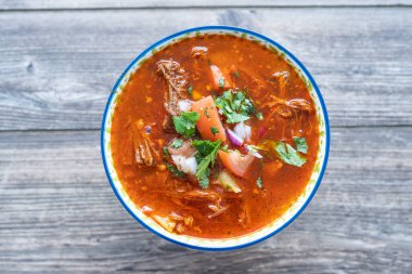 Sağlıklı domates yahnisi.