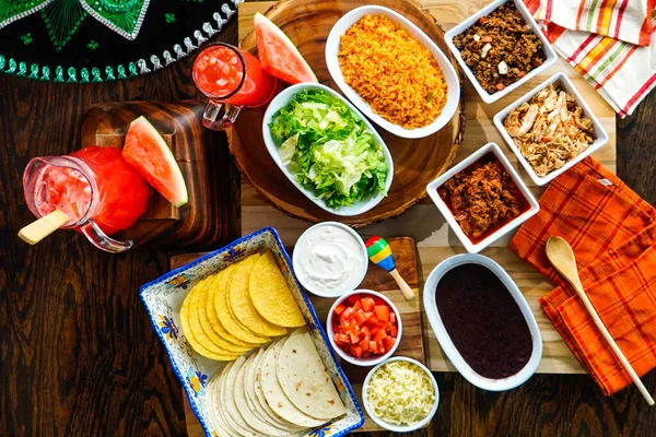 Preparação Alimentos Frescos Espanhóis Mexicanos Com Lotes Legumes — Fotografia de Stock