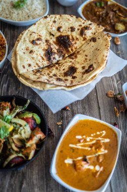 Lezzetli ve sağlıklı tandır Hint mutfağı.