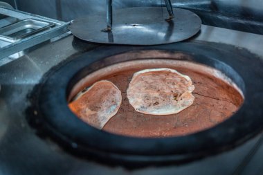 Hint mutfağı için tandır.