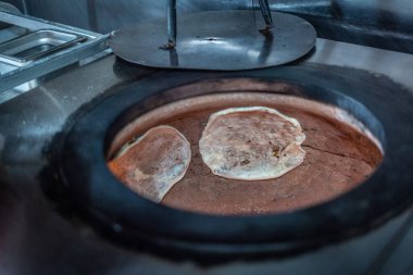 Hint mutfağı için tandır.