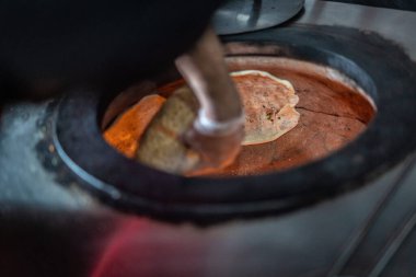 Hint mutfağı için tandır.