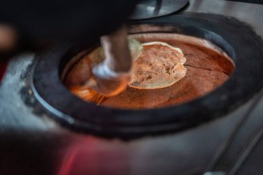 Hint mutfağı için tandır.