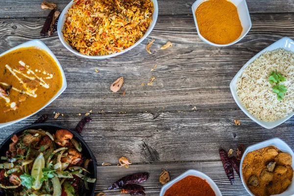 Mouth Watering Indian Restaurant Food Platter — Stock Photo, Image