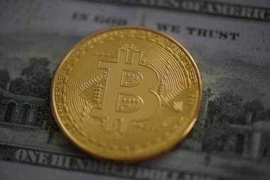Dolar bil ile Bitcoin dijital kripto para birimi logosu