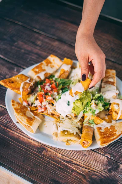 Delizioso Piatto Quesadillas Snack — Foto Stock