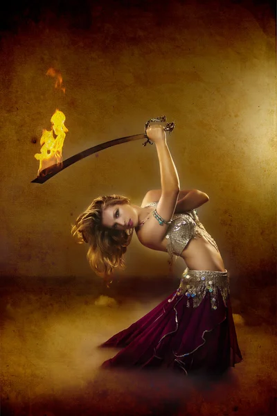 Dancing with Fire and Sword — Stock Photo, Image