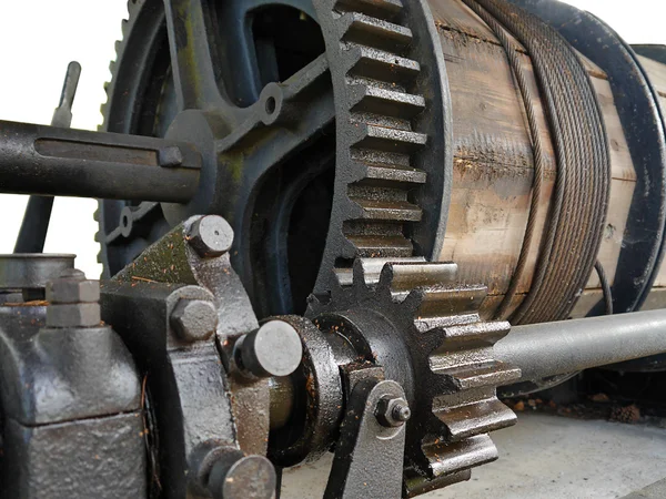 Old winch in cast mine — Stock Photo, Image