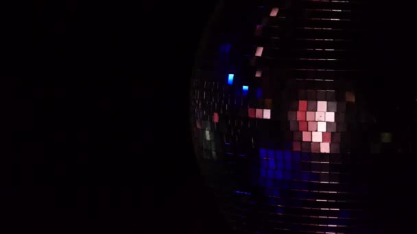 Disco mirror ball - nattklubb - bar musik - ljusshow — Stockvideo
