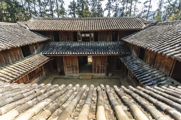 Casa antigua en la provincia de Ha Giang, Vietnam — Foto de Stock