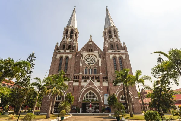 Saint Mary's Katedrali, Yangon