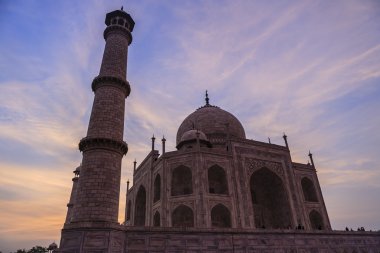 Hindistan (Taj Mahal ünlü tapınağı