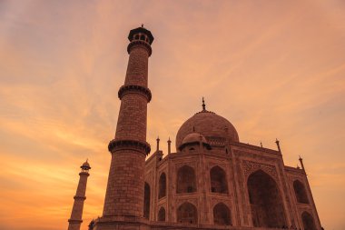 Hindistan (Taj Mahal ünlü tapınağı