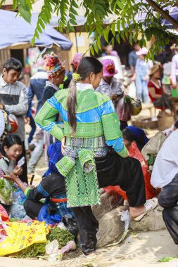 Hmong kadınlar Kuzey Vietnam Bac Ha Market
