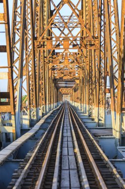 uzun bien Köprüsü