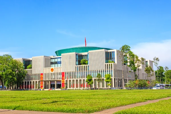 Vista panoramica del nuovo edificio dell'Assemblea nazionale — Foto Stock