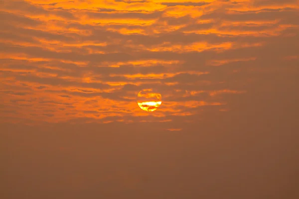 Nap felhőkkel — Stock Fotó