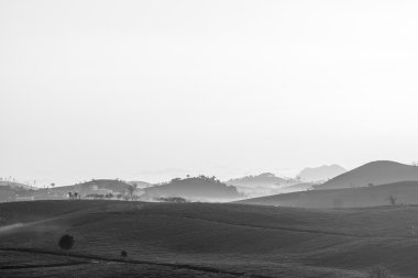 Günaydın Vietnam siste vadide