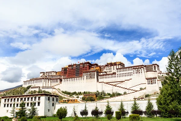 Palác Potala ve Lhase, Tibet — Stock fotografie