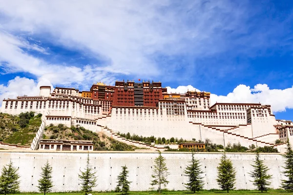 Palác Potala ve Lhase, Tibet — Stock fotografie