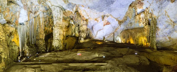 Пещера в Ханое, Вьетнам — стоковое фото