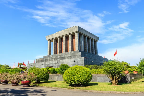 Ho Chi Minh Mausoleum in Hanoi, Vietnam — Stockfoto