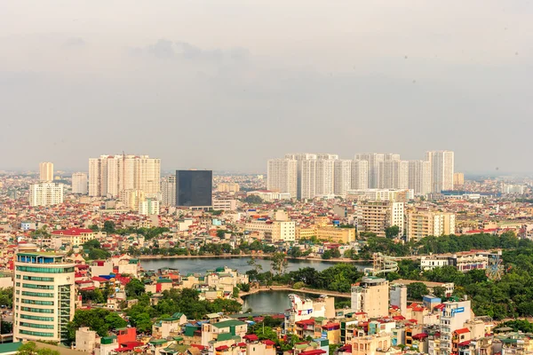 Miasta Hanoi na Hoang Thanh Apartament 16 czerwca 2015 — Zdjęcie stockowe