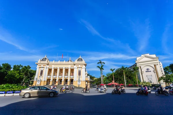 Yazı tipi görünümünde Hanoi capital of Hanoi Opera House — Stok fotoğraf