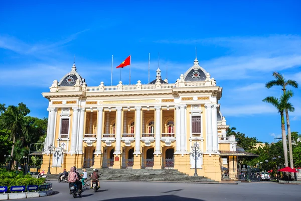 Lettertype weergave van Hanoi Opera House in Hanoi kapitaal — Stockfoto