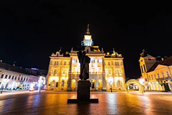 Novi Sad Srbsko Leden 2021 Rozjasnit Ulice Města Novi Sad — Stock fotografie