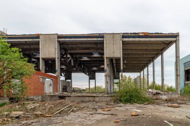 Sırbistan 'ın en eski şeker fabrikasını terk etti. Terk edilmiş fabrika binaları Sırbistan 'ın Belgrad kentindeki Padinska Skela belediyesinde bulunuyor..