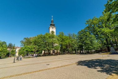 Kikinda, Sırbistan - 04 Mayıs 2021: Sırbistan 'ın Kikinda kentindeki Ortodoks Saint Nicola Kilisesi