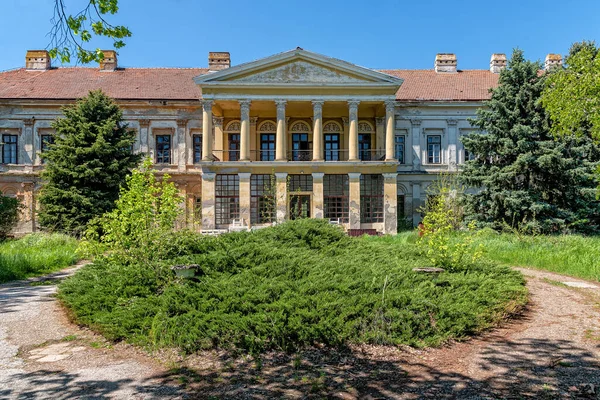 세르비아의 2021 비밀로 세보에 1857 건축되었으며 문화적 기념물 가운데 — 스톡 사진