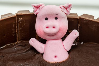 Kit Kat çikolatalı Whit domuzları.