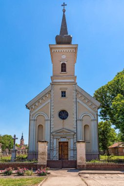 Golubinci, Sırbistan - 05 Haziran 2021: St. Juraj Roma Katolik Kilisesi - Golubinci.