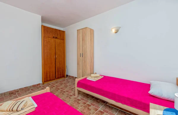 Egy Tengerparti Kiadó Szoba Belseje Apartman Carpet Diem Utjeha Montenegró — Stock Fotó