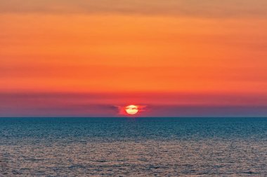 Karadağ 'da Adriyatik Denizi' nde Günbatımı