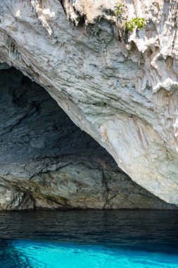 Papanikolis Mağarası, Meganisi, Lefkas, Yunanistan-Iyon Denizi