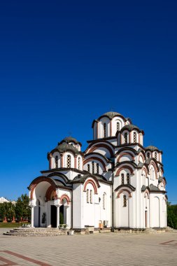 Veternik, Sırbistan - 21 Eylül 2025: Veternik 'teki Saygıdeğer Simeon Kilisesi (Sırpça: Hram Prepodobnog Simeona Mirotoivog u Veterniku)