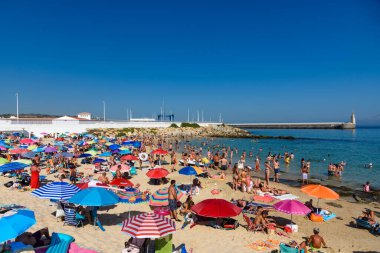 Tarifa, İspanya - 3 Ağustos 2024: Tarifa Sahili İspanya 'nın güneyinde