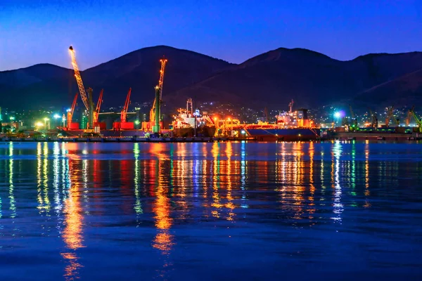Novorossiysk Vista Del Puerto Comercial Desde Terraplén Serebryakov Por Noche — Foto de Stock