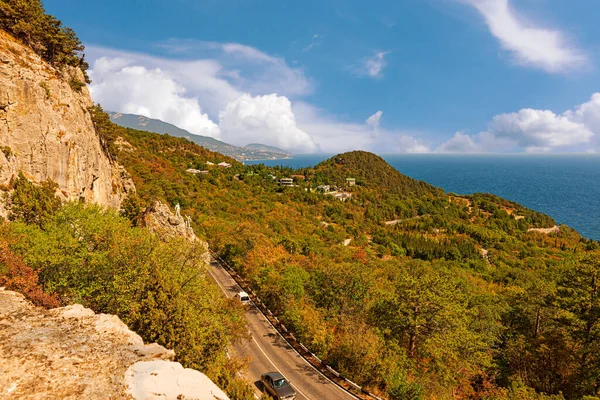 Kırım ve Oreanda 'daki Karadeniz tatil beldelerinin en iyi manzarası