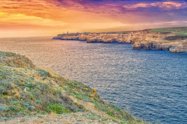 Kırım 'daki Tarkhankutsky doğa koruma alanındaki körfezin manzarası