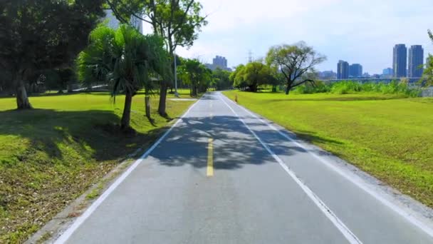 Luchtfotografie Van Keelung Riverside Park Taipei Taiwan Met Schone Fietspaden — Stockvideo