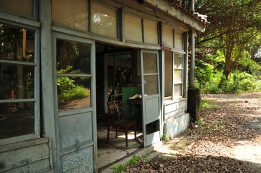 Terk Edilmiş Taipei Songshan Tütün Fabrikası, dağınık ve köhne evler