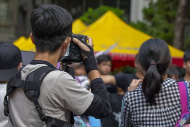 Toplum tarafından organize edilen etkinlikler, tekrar birlikte hayatın tadını çıkarın, fotoğrafçılık insanları.